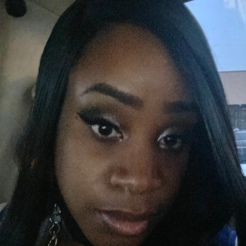 Meet your Posher, Katrina